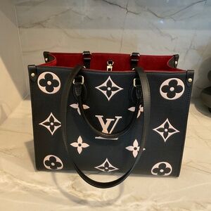 Louis Vuitton OnTheGo MM